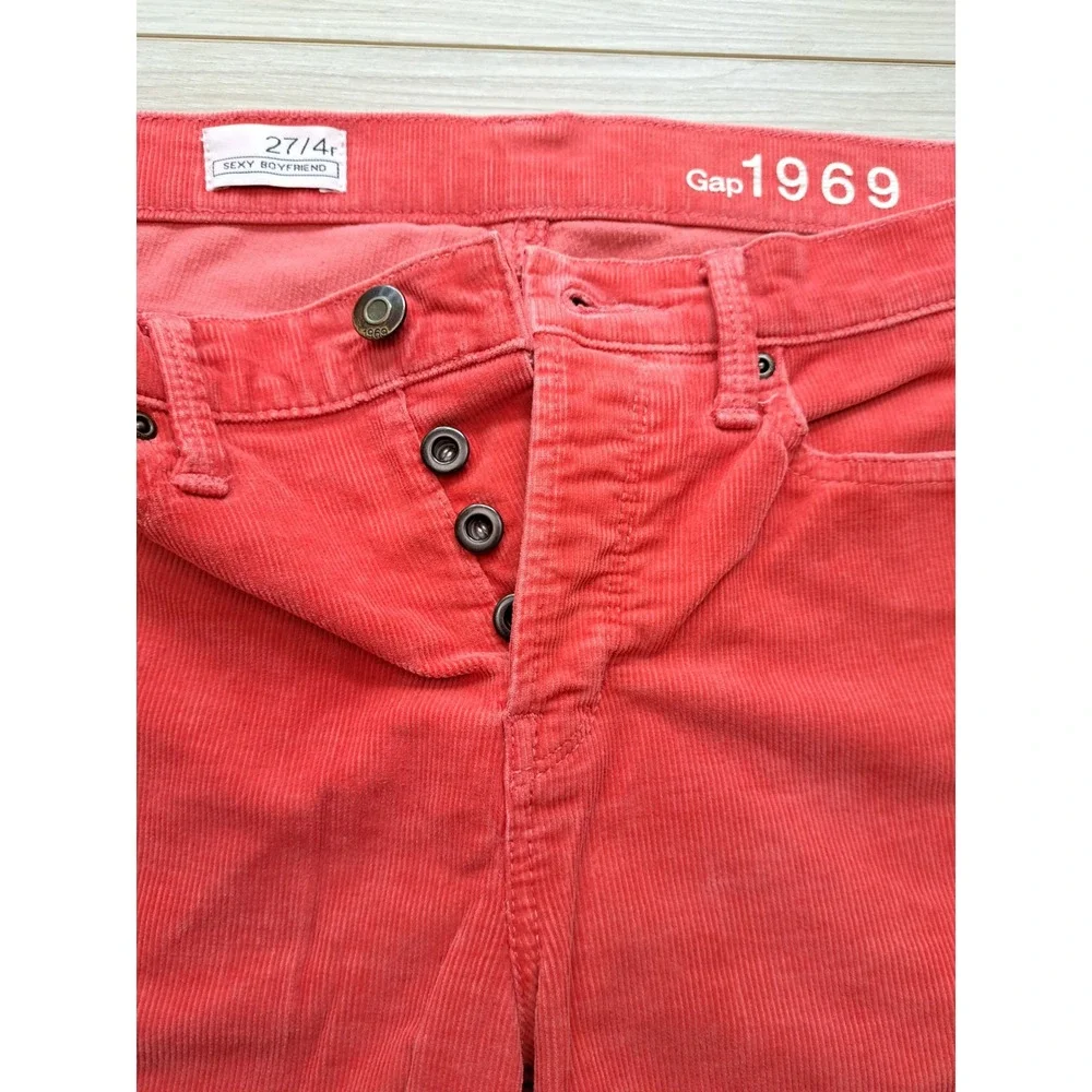 Gap 1969 Sexy‎ Boyfriend Corduroy Shorts Coral Pink Raw Hem sz 27/4r (31
